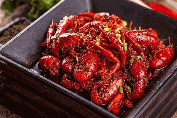 虾妞麻辣小龙虾